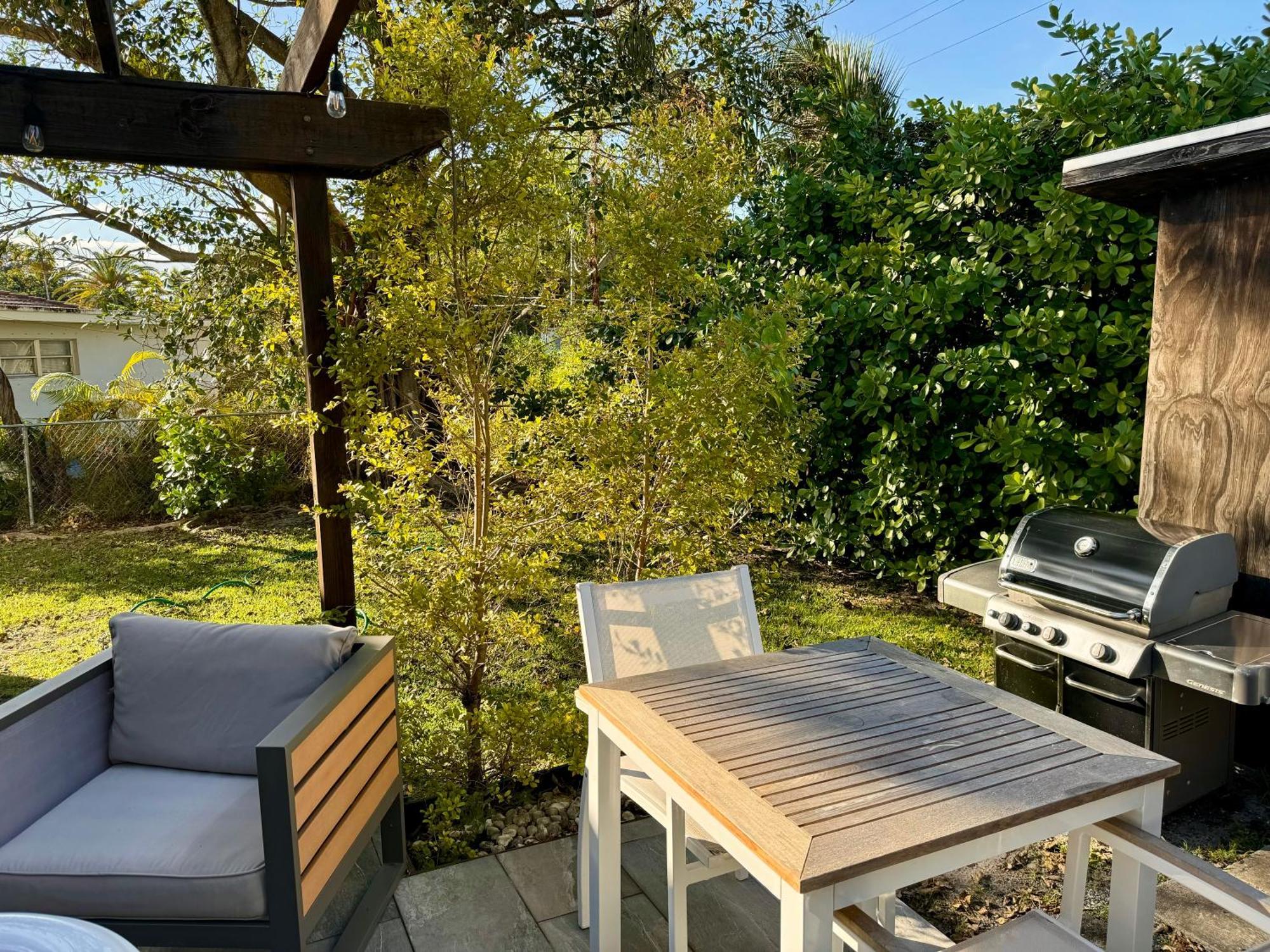 Hot Tub House On Golf Course! 10 Mins To The Beach Miami Extérieur photo